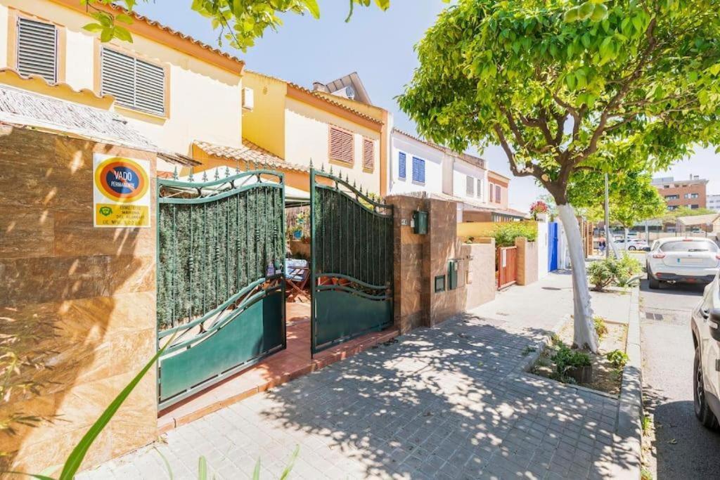 Apartamento Cool Garden Mairena del Aljarafe Exterior foto